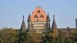 बॉम्बे हाई कोर्ट द्वारा गठित एक समिति ने शैक्षणिक संस्थानों में सीसीटीवी और कर्मचारियों के चरित्र सत्यापन को अनिवार्य करने की सिफारिश की