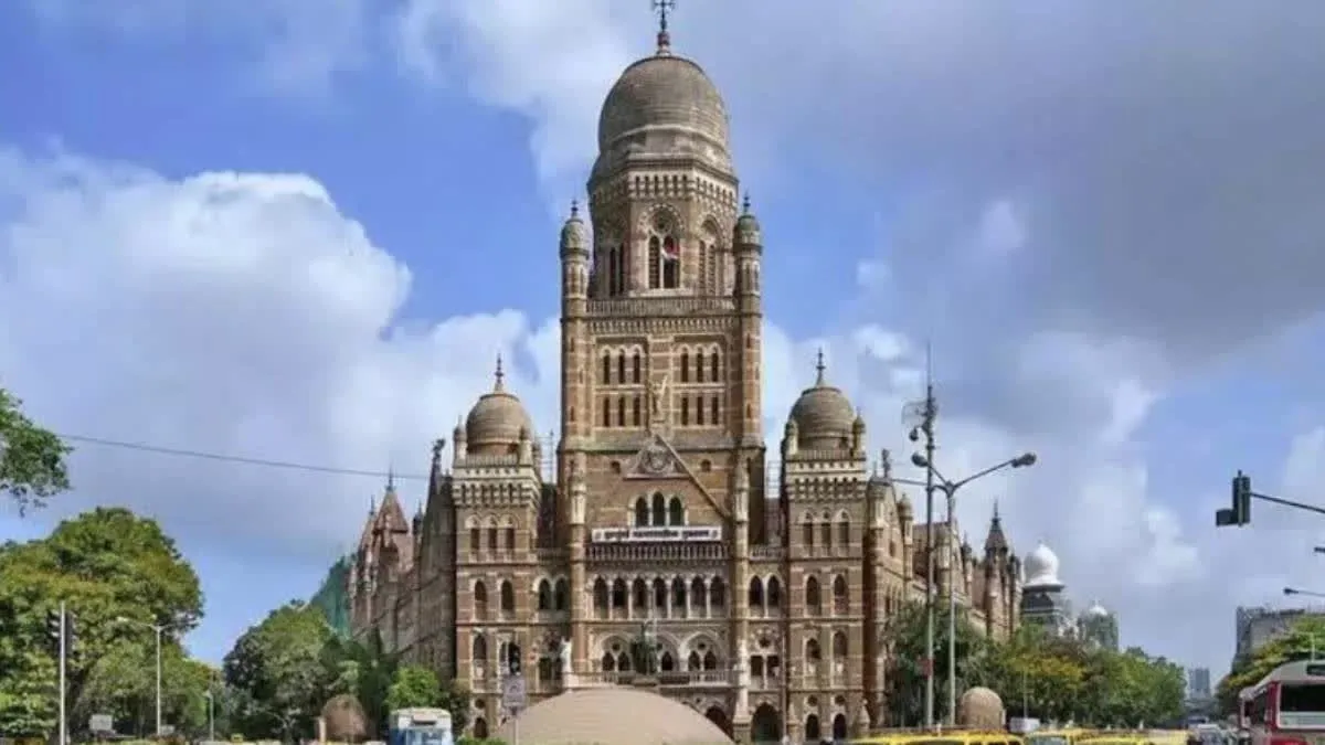 मुंबई: बीएमसी ने दो डेवलपर्स के स्वामित्व वाली भूमि पर जब्ती और नीलामी की कार्यवाही शुरू की