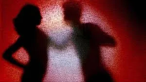   मुंबई : गोरेगांव में प्रेमी से शादी करने के लिए पत्नी ने रची साजिश, सोते हुए पति को मार डाला 