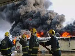 नागपुर:  आग की घटना में पांच लोगों की मौत; पीड़ित परिवार को पांच लाख रुपये की आर्थिक सहायता