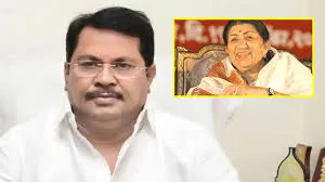 पुणे: वरिष्ठ नेता विजय वडेट्टीवार ने दिवंगत गायिका और भारत रत्न लता मंगेशकर और उनके परिवार पर निशाना साधा