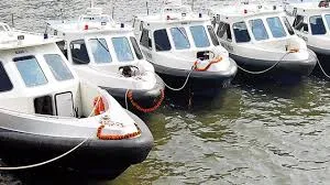  मुंबई तटीय पुलिस के लिए 20 नई गश्ती नौकाओं की खरीद के लिए 118 करोड़ रुपये के प्रस्ताव को मंजूरी