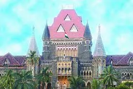 मेडिक्लेम पॉलिसी से प्राप्त राशि चिकित्सा व्यय के मुआवजे की राशि से नहीं काटा जा सकता - बॉम्बे हाईकोर्ट