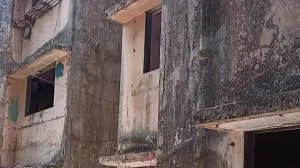 वसई-विरार में 791 इमारतें खतरनाक घोषित... 89 इमारतें अति जर्जर अवस्था में हैं, मनपा ने जारी किया नोटिस 