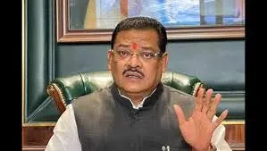 मुंबई : पुलिस को खुली छूट दे दी जाए तो वह एक ही दिन में समाज में आपराधिक गतिविधियां खत्म कर सकती हैं - संजय शिरसाट