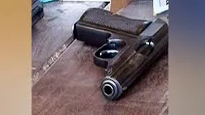 दहिसर में कचरे में मिली पिस्तौल खेलते समय गलती से चली गोली; पिस्तौल इटली में बनी है, उसमें चार कारतूस भी हैं