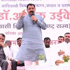 मुंबई : अनुसूचित जनजातियों के लिए प्रस्तावित राज्य स्तरीय आयोग से 1.35 करोड़ से अधिक आदिवासी आबादी को लाभ होगा - मंत्री अशोक उइके