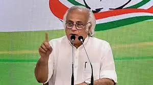 दिल्ली: नोटबंदी ने अर्थव्यवस्था को तबाह कर दिया; वोट बंदी लोकतंत्र को नष्ट कर देगी - जयराम रमेश 