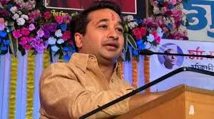मुंबई : मंत्री नितेश राणे को राज्य मंत्रिमंडल से हटाने की मांग...