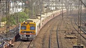 मुंबई उपनगरीय रेलवे प्रणाली में वित्तीय योगदान के संबंध में पारदर्शिता और अंतर-एजेंसी समन्वय में गंभीर खामिया उजागर