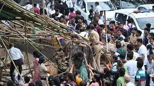 मुंबई में BMC चुनावों से पहले एक नया विवाद...  बॉम्बे हाई कोर्ट ने कबूतरों को दाना खिलाने को लेकर दिखाई सख्ती 