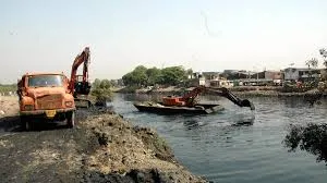 मुंबई : मीठी नदी गाद निष्कासन घोटाले में 7,000 पन्नों का आरोपपत्र दाखिल 