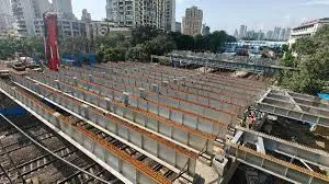मुंबई : तेज़ी से चल रहा है बेलासिस फ्लाईओवर का पुनर्निर्माण 