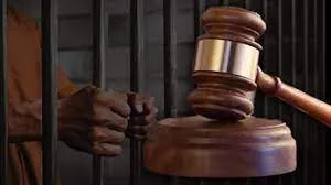 ठाणे : ट्रैफिक कांस्टेबल पर हमला करने के आरोप में सत्र न्यायालय ने दोषी ठहराया; 5,000 रुपये के जुर्माना एक दिन की सजा 