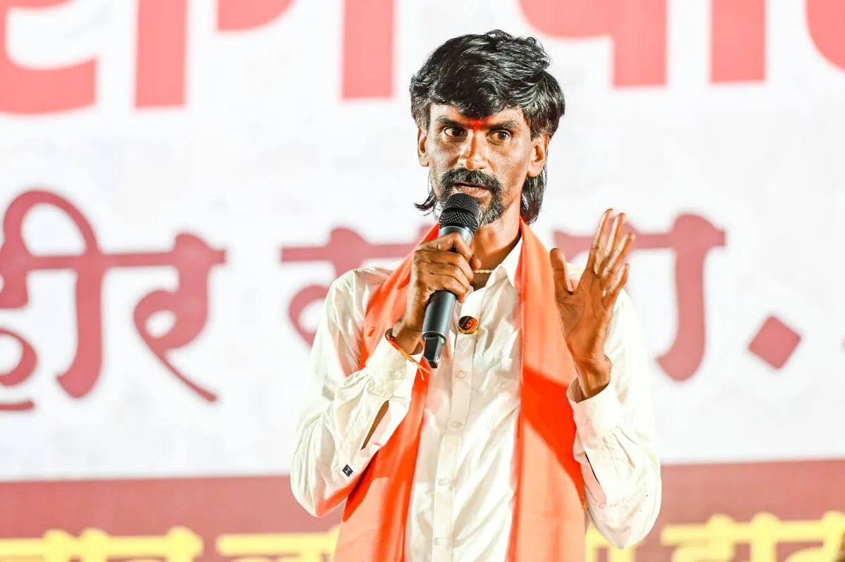 मुंबई : मनोज जरांगे पाटिल को आखिरकार मुंबई पुलिस ने आजाद मैदान में प्रदर्शन की मंजूरी 