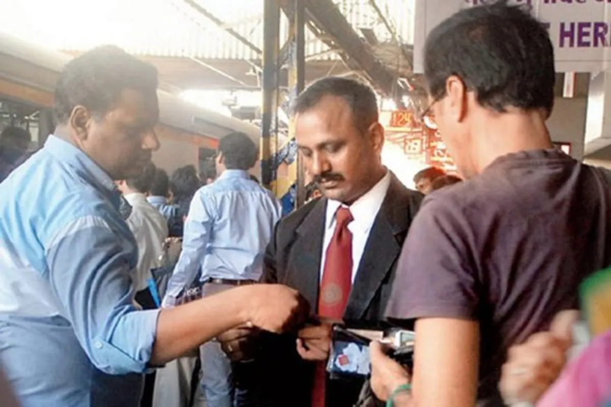 मुंबई : ४०० टीसी पर है ७० लाख यात्रियों का जिम्मा!