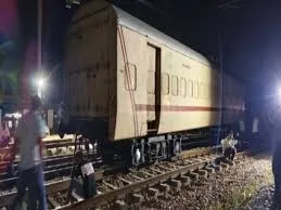 सवाई माधोपुर में ट्रेन का इंजन यार्ड में ले जाते समय पटरी से उतर गया; बड़ा हादसा टल गया