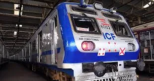मुंबई : हाई-टेक होने जा रही हैं लोकल ट्रेनें; लगेज कंपार्टमेंट भी वातानुकूलित होंगे 