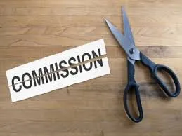 नई दिल्‍ली :  बीमा एजेंट के कमीशन में होगी कटौती, ग्राहकों को फायदा देने के लिए कंपनियां करेंगी बड़ा बदलाव, कमाई में कितनी गिरावट?