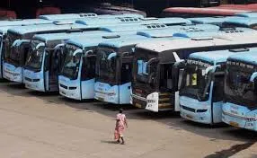 मुंबई : राज्य सरकार महाराष्ट्र के बस डिपो को दीर्घकालीन 98 वर्षों की लीज पर देने के लिए अगले महीने जारी करेगी टेंडर 