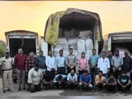 मुंबई: 1.14 करोड़ से ज़्यादा मूल्य के प्रतिबंधित गुटखा और अन्य तंबाकू उत्पादों का बड़ा जखीरा बरामद