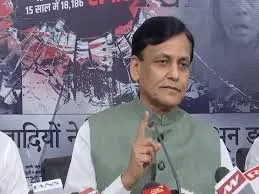  नई दिल्ली : बिहार विधानसभा चुनाव 2025: 'कोई टिकट लेने के लिए भी तैयार नहीं', INDIA पर जम कर बरसे नित्यानंद राय