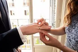 मुंबई: लव मैरेज को लेकर अहम फैसला; वयस्क फैसले खुद लेने के लिए स्वतंत्र 