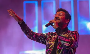 मुंबई : महिला गायिका को एल्बम में काम देने का वादा कर यौन; संगीतकार सचिन सांघवी गिरफ्तार