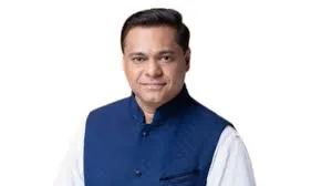 मुंबई : अमित साटम ने 'खान मेयर' टिप्पणी से हंगामा ; विधायक अबू आसिम आज़मी को 'वंदे मातरम' गायन का न्योता