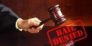 मुंबई : अधिकारी को ₹22 लाख की रिश्वत दिलाने का आरोप; वकील प्रियंका सिंह की अग्रिम ज़मानत से इनकार