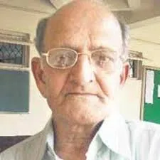 मुंबई : 174 अन्य वरिष्ठ नागरिकों के एलएलबी की पढ़ाई शुरू करेंगे 80 वर्षीय भगवान मोरे