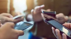 नई दिल्ली : करोलबाग में चल रहा था गजब का खेल, नॉन-ट्रेसेबल IMEI की लग रही थी मंडी, क्या चीन से है कनेक्शन?