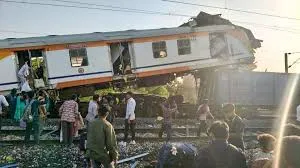 नई दिल्ली : क्या रेड सिग्नल पार करने से हुआ बिलासपुर ट्रेन हादसा? रेलवे ने बताया कारण