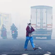 मुंबई में भी सांसों का संकट; वायु प्रदूषण के कारण लोगों का दम घुटने लगा