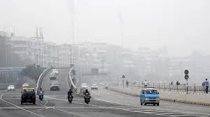 मुंबई : AQI 134सेहत के लिए खतरे की घंटी सुबह के समय मुंबई का 