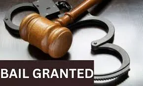 मुंबई : हाई कोर्ट ने 2011 के अंगड़िया के अपहरण और हत्या के मामले में दो हीरा व्यापारियों को बरी किया