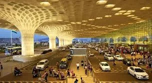 मुंबई : छत्रपति शिवाजी महाराज इंटरनेशनल एयरपोर्ट के टर्मिनल 1 का रीडेवलपमेंट 2030 तक के लिए टाल दिया गया