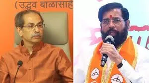 मुंबई : उद्धव ठाकरे की अगुवाई वाली तीन पार्षदों एकनाथ शिंदे की अगुवाई वाली शिवसेना में शामिल हो गए