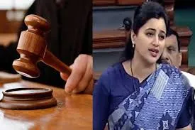 मुंबई : नवनीत राणा को बड़ी राहत, फर्जी कास्ट सर्टिफिकेट मामले में मुंबई कोर्ट ने किया आरोपमुक्त