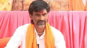 मुंबई : मनोज जरांगे पाटिल ने एक सनसनीखेज चेतावनी दी; कुछ नए 'गिद्ध' मंडराने लगे हैं