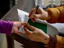 मुंबई : महाराष्ट्र जिला परिषद चुनावों में BJP, शिवसेना आगे