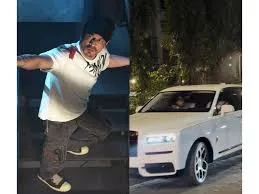 मुंबई : सलिम खान से मिलने लीलावती अस्पताल पहुंचे शाहरुख खान, मुलाकात के बाद रवाना