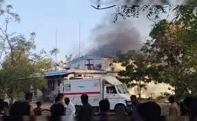  नागपुर :  एसबीएल, एनर्जी लिमिटेड धमाके में17 लोगों की मौत; 17 की मौत, मुख्यमंत्री ने 5 लाख रुपये की अनुग्रह राशि देने की घोषणा