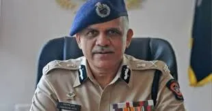 मुंबई: एक्स NIA चीफ सदानंद दाते के हस्ताक्षर वाला नोटिस दिखाकर सवा 2 करोड़ की ठगी, पुलिस ने एक को दबोचा