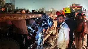 मुंबई :डोंगरी में स्कूटर की मामूली टक्कर हिंसक भीड़ के हमले में बदल गई; 3 गिरफ्तार, 1 हिरासत में