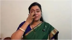 मुंबई: महिला आरक्षण बिल खारिज होते ही नवनीत राणा फूट-फूटकर रो पड़ीं