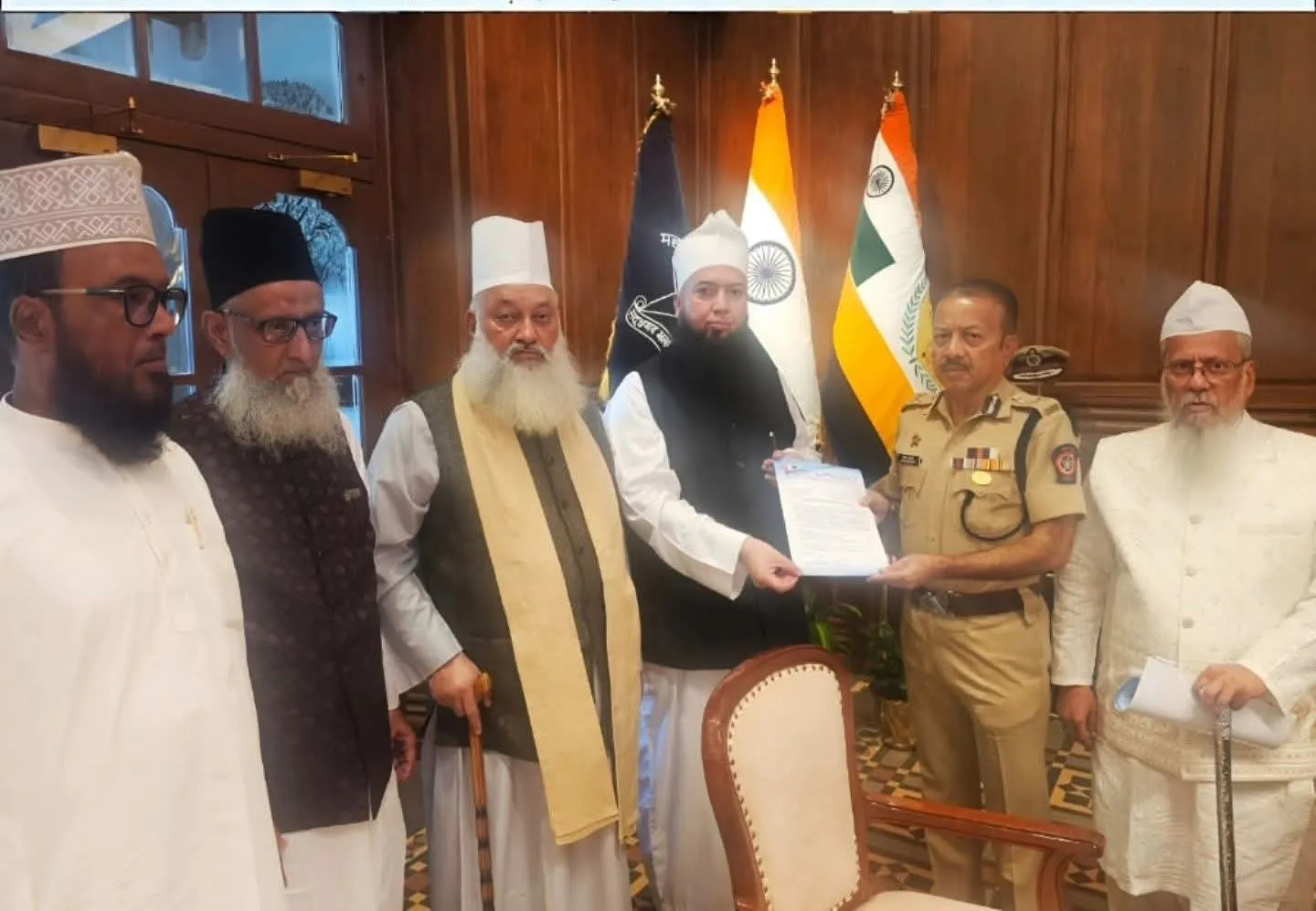 मुंबई के डोंगरी में मामूली टक्कर के बाद हिंसा: मौलाना खालिद अशरफ के परिवार पर हमला, 3 घायल