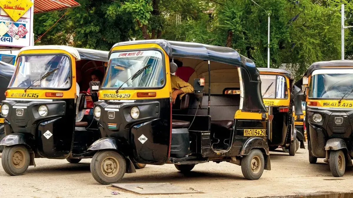 ‘मरे हुए लोग चला रहे ऑटो?’ बोरीवली RTO में फर्जी परमिट रिन्यूअल का बड़ा खुलासा