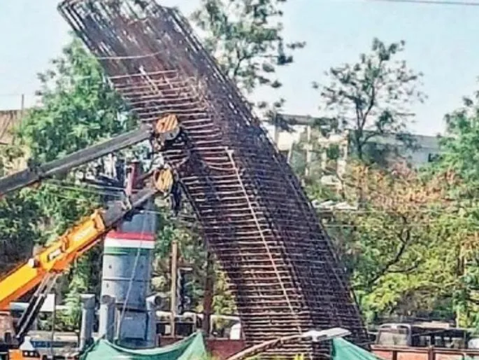चिंचवड स्टेशन के पास मेट्रो खंभे का ढांचा झुका, बड़ा हादसा टला