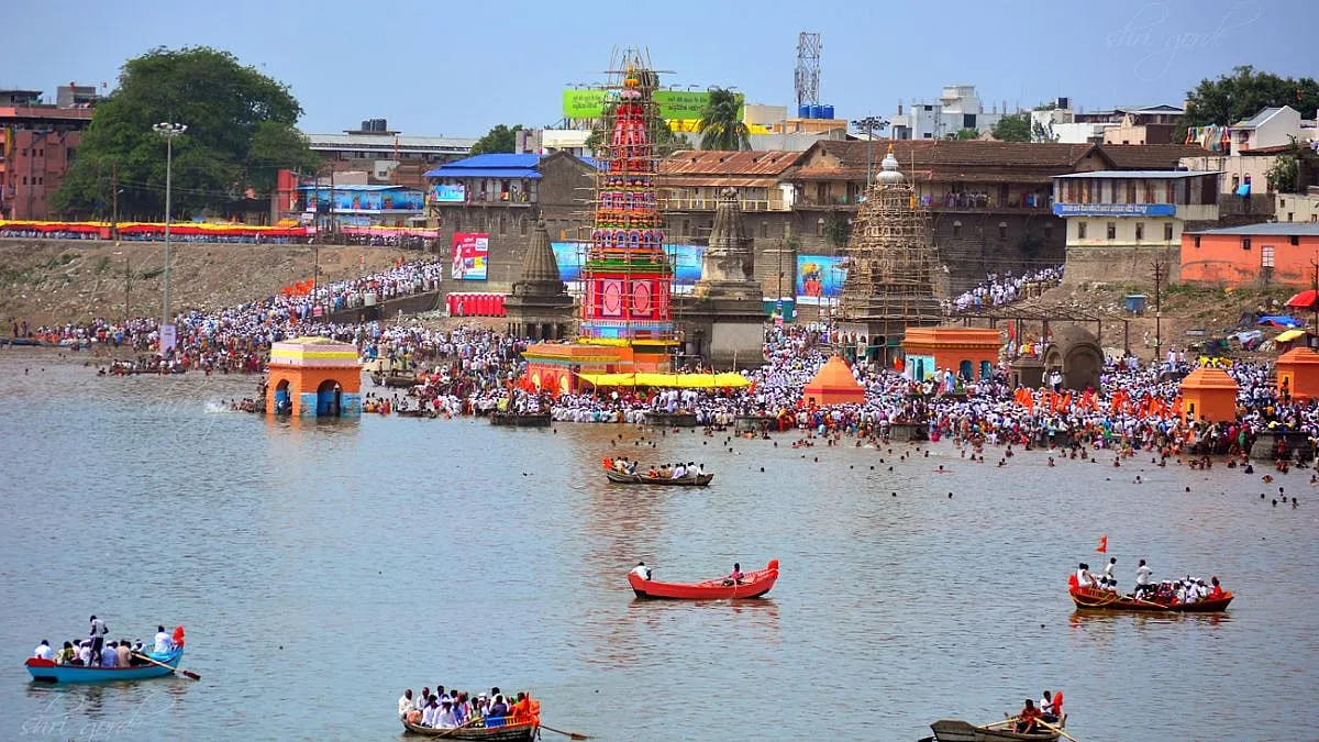 पंढरपुर में सांप्रदायिक सौहार्द की मिसाल: मुस्लिम समाज ने एकादशी के सम्मान में टाली बकरीद की रस्में